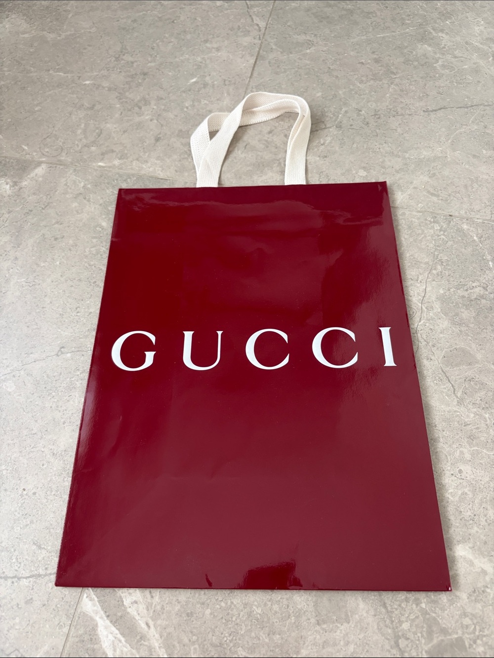 Gucci shopping bag